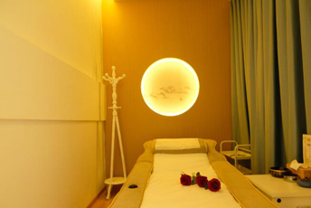 深圳罗湖日式指压的寂静美学：在按压中听见雪落的声音